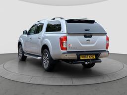 Nissan Navara 2.3 dCi Tekna 4WD Euro 6 (s/s) 4dr at 12th