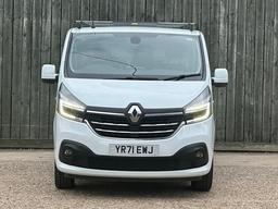 Renault Trafic 2.0 dCi ENERGY 28 Sport SWB Standard Roof Euro 6 (s/s) 5dr at 11th