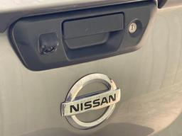 Nissan Navara 2.3 dCi N-Guard 4WD Euro 6 (s/s) 4dr at 53th