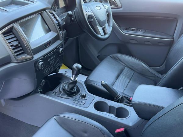 Ford Ranger 2.2 TDCi Black Edition 4WD Euro 6 (s/s) 4dr