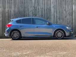 Ford Focus 1.5 EcoBlue ST-Line Euro 6 (s/s) 5dr at 17th