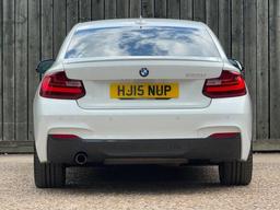 BMW 2 Series 2.0 220i M Sport Euro 6 (s/s) 2dr at 14th