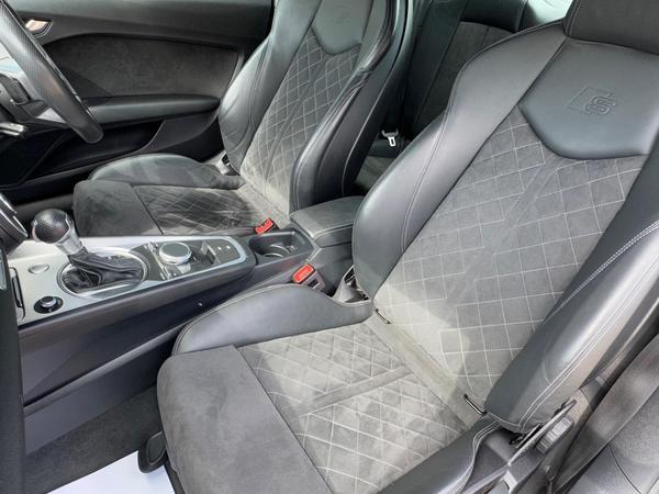 Audi TT 2.0 TFSI 40 S line S Tronic Euro 6 (s/s) 3dr