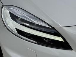 Volvo V40 2.0 D3 R-Design Nav Plus Auto Euro 6 (s/s) 5dr at 52th