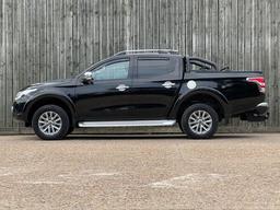 Mitsubishi L200 2.4 DI-D DC Barbarian Auto 4WD Euro 6 4dr at 11th