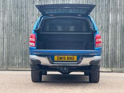 Mitsubishi L200 2.4 DI-D DC Warrior Auto 4WD Euro 6 4dr at 14th