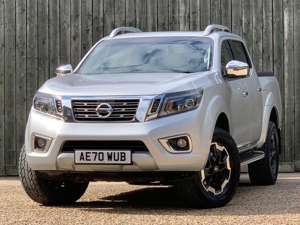 Nissan Navara 2.3 dCi Tekna 4WD Euro 6 (s/s) 4dr