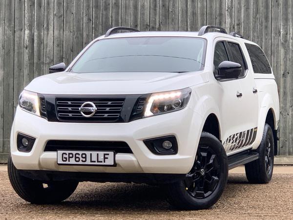 Nissan Navara 2.3 dCi N-Guard Auto 4WD Euro 6 4dr