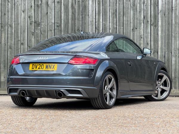 Audi TT 2.0 TFSI 40 S line S Tronic Euro 6 (s/s) 3dr