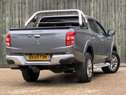 Mitsubishi L200 2.4 DI-D DC Warrior 4WD Euro 6 4dr at 19th