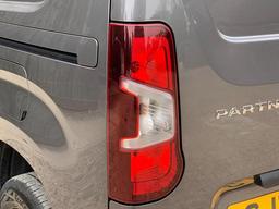 Peugeot Partner 1.5 BlueHDi 1000 Asphalt Premium Standard Panel Van EAT8 SWB Euro 6 (s/s) 5dr at 22th