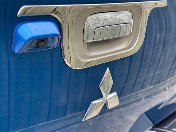 Mitsubishi L200 2.4 DI-D DC Barbarian 4WD Euro 6 4dr