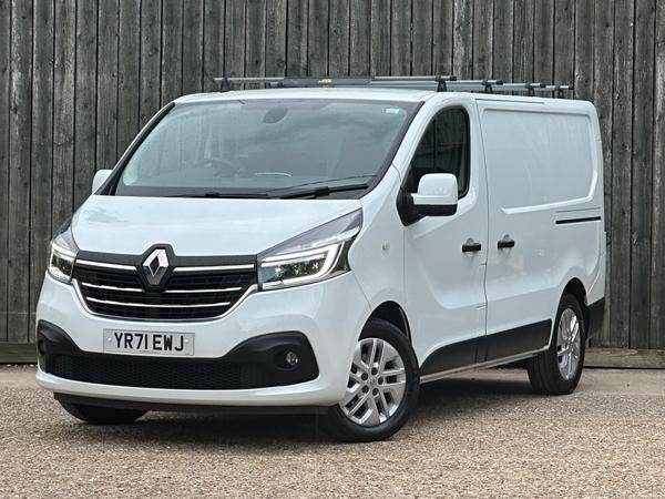 Renault Trafic 2.0 dCi ENERGY 28 Sport SWB Standard Roof Euro 6 (s/s) 5dr