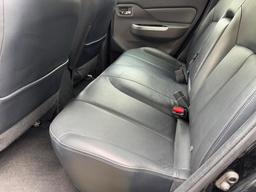 Mitsubishi L200 2.4 DI-D DC Challenger Auto 4WD Euro 6 4dr at 15th