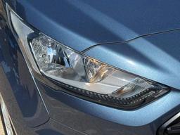 Ford Transit Connect 1.5 200 EcoBlue Limited L1 Euro 6 (s/s) 5dr at 35th