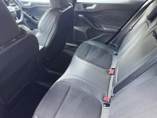 Ford Focus 2.3T EcoBoost ST Euro 6 (s/s) 5dr