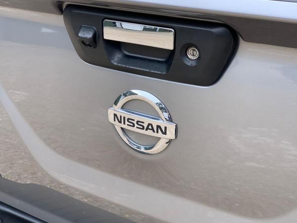 Nissan Navara 2.3 dCi N-Guard Auto 4WD Euro 6 4dr