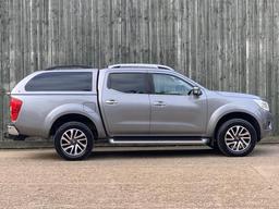 Nissan Navara 2.3 dCi Tekna Auto 4WD Euro 6 4dr at 3th