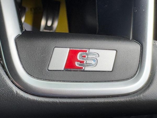 Audi TT 2.0 TFSI 40 S line S Tronic Euro 6 (s/s) 3dr