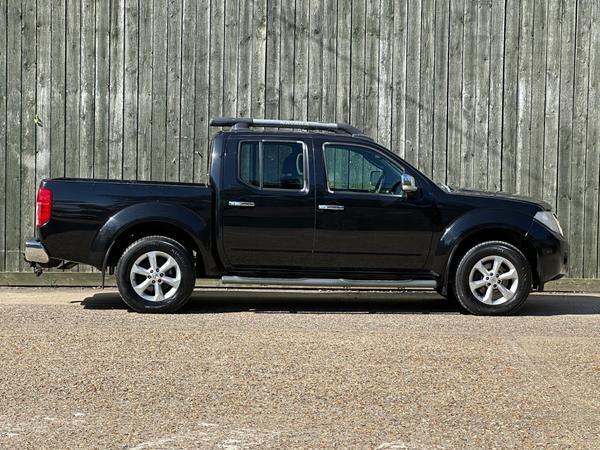 Nissan Navara 2.5 dCi Tekna 4WD Euro 4 4dr