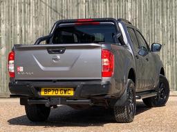 Nissan Navara 2.3 dCi N-Guard 4WD Euro 6 (s/s) 4dr at 3th