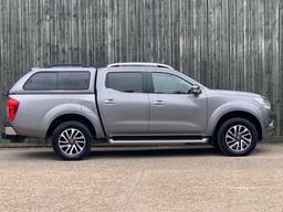 Nissan Navara 2.3 dCi Tekna 4WD Euro 6 (s/s) 4dr at 7th