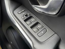 Volvo V40 2.0 D3 R-Design Nav Plus Auto Euro 6 (s/s) 5dr at 25th