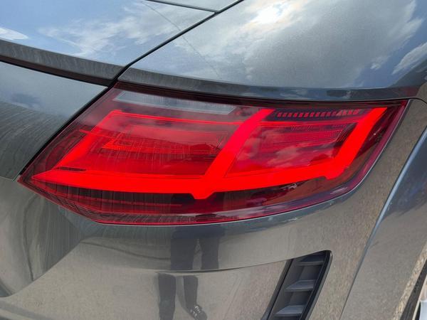 Audi TT 2.0 TFSI 40 S line S Tronic Euro 6 (s/s) 3dr