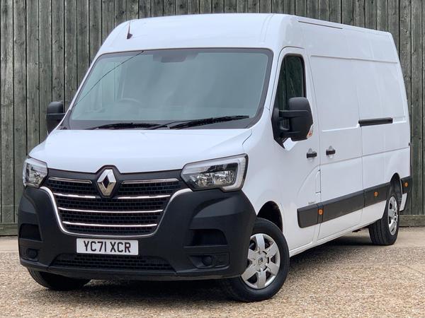 Renault Master 2.3 dCi 35 Business+ FWD LWB Medium Roof Euro 6 4dr