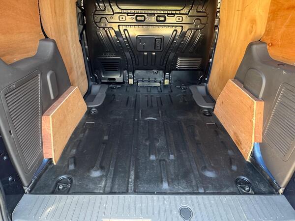 Ford Transit Connect 1.5 200 EcoBlue Limited L1 Euro 6 (s/s) 5dr