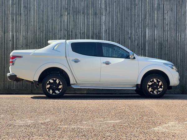 Mitsubishi L200 2.4 DI-D DC Barbarian Auto 4WD Euro 6 4dr