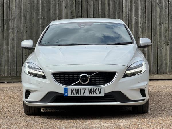 Volvo V40 2.0 D3 R-Design Nav Plus Auto Euro 6 (s/s) 5dr
