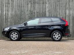 Volvo XC60 2.0 D4 SE Nav Euro 6 (s/s) 5dr at 14th