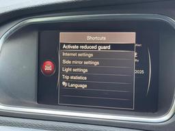 Volvo V40 1.5 T3 GPF R-Design Nav Plus Auto Euro 6 (s/s) 5dr at 28th
