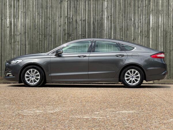 Ford Mondeo 2.0 TDCi Titanium Edition Euro 6 (s/s) 5dr