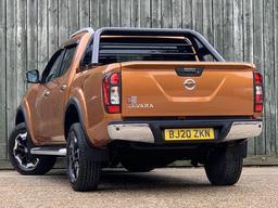 Nissan Navara 2.3 dCi Tekna 4WD Euro 6 (s/s) 4dr at 12th