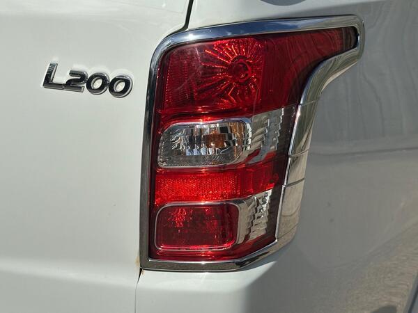 Mitsubishi L200 2.4 DI-D DC Barbarian 4WD Euro 6 4dr