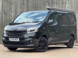 Renault Trafic 2.0 dCi ENERGY 28 Black Edition SWB Standard Roof Euro 6 (s/s) 5dr at 3th