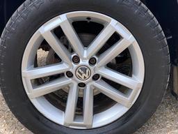 Volkswagen Amarok 2.0 BiTDI BlueMotion Tech Highline Auto 4Motion Euro 5 (s/s) 4dr at 58th