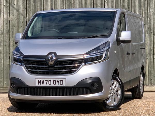 Renault Trafic 2.0 dCi ENERGY 28 Sport SWB Standard Roof Euro 6 (s/s) 5dr