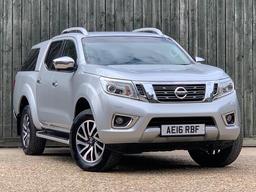 Nissan Navara 2.3 dCi Tekna 4WD Euro 5 4dr at 0th