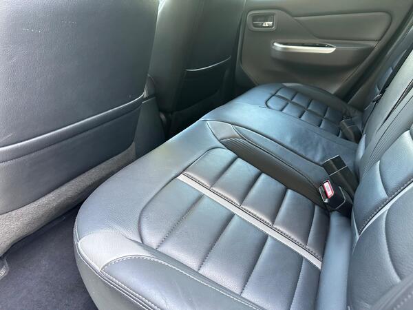 Mitsubishi L200 2.4 DI-D DC Barbarian 4WD Euro 6 4dr