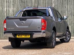 Nissan Navara 2.3 dCi Tekna 4WD Euro 6 (s/s) 4dr at 14th