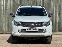 Mitsubishi L200 2.4 DI-D DC Barbarian 4WD Euro 6 4dr at 8th