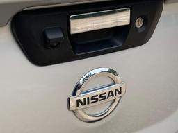 Nissan Navara 2.3 dCi Tekna 4WD Euro 5 4dr at 22th