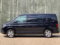 Volkswagen Transporter 2.0 TDI T32 Highline FWD SWB Euro 6 (s/s) 5dr at 10th