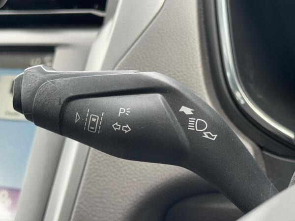 Ford Mondeo 2.0 TDCi Titanium Edition Euro 6 (s/s) 5dr