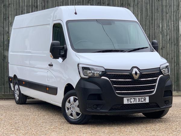 Renault Master 2.3 dCi 35 Business+ FWD LWB Medium Roof Euro 6 4dr