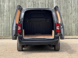 Citroen Berlingo 1.5 BlueHDi 1000 Enterprise M Pro SWB Euro 6 (s/s) 5dr at 14th